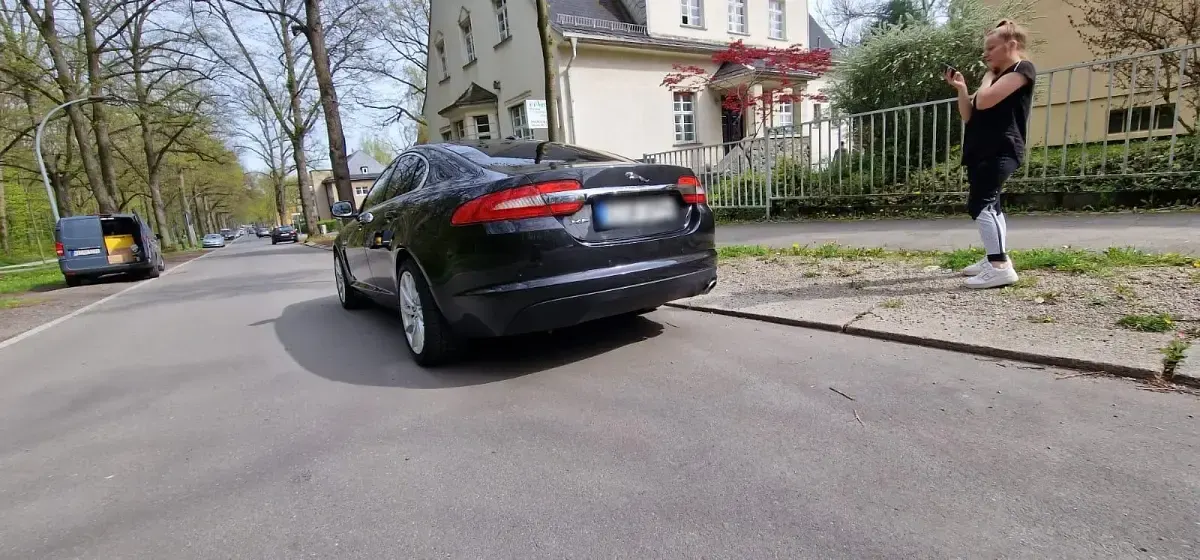 Usata Jaguar XF 190 CV (139 kW) 2012 Nero Berlina