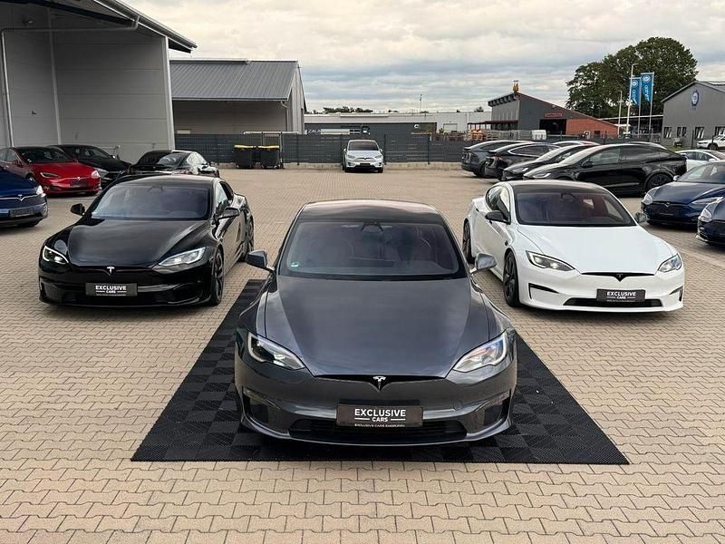Blau Gebraucht 2024 Tesla Model X Plaid SUV | 91.750 € (Fairer Preis) - Bild 1/4