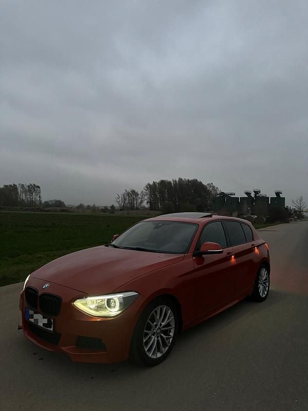 Orange Gebraucht 2013 BMW 120 M Sport Kleinwagen | 8.500 € (Guter Preis) - Bild 1/4