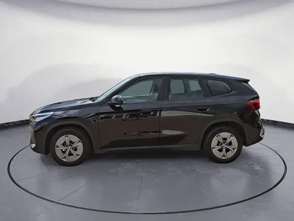 Gebraucht BMW iX1 Performance 150 kW (204 PS) 2024 Schwarz SUV