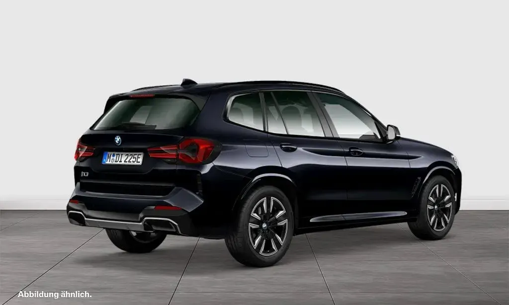 Gebraucht BMW iX3 M Sport 210 kW (286 PS) 2024 Schwarz SUV
