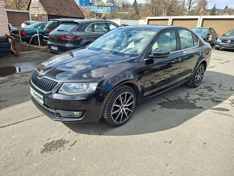 Gebraucht Skoda Octavia Elegance 150 PS (110 kW) 2013 Schwarz Limousine