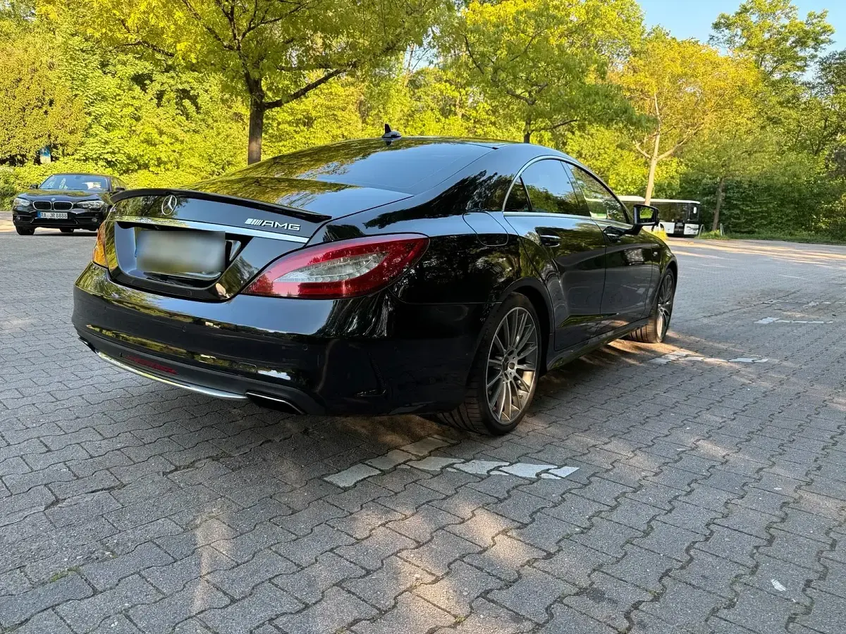 Gebraucht Mercedes CLS350 AMG line 252 PS (185 kW) 2014 Schwarz Coupé