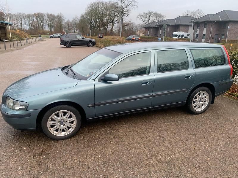 Gebraucht 2003 Volvo V70 Kombi | 4.700 € (Teuer) - Bild 1/4