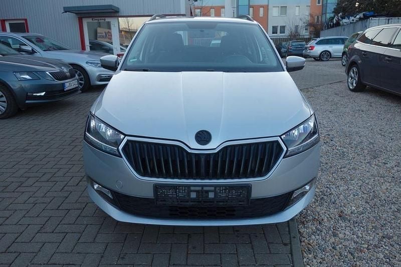 Używany Skoda Fabia Cool Plus 75 KM (55 kW) 2019 Srebrny Kombi