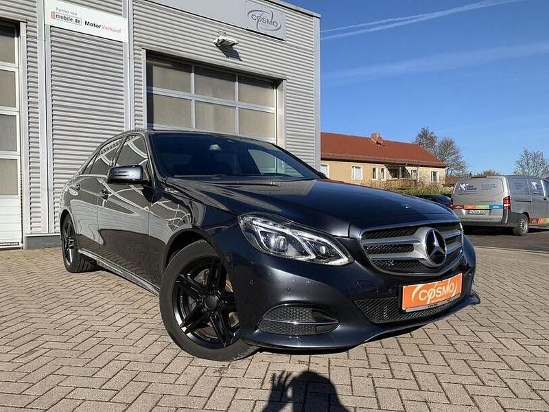 Gebraucht Mercedes E250 204 PS (150 kW) 2017 Grau Limousine