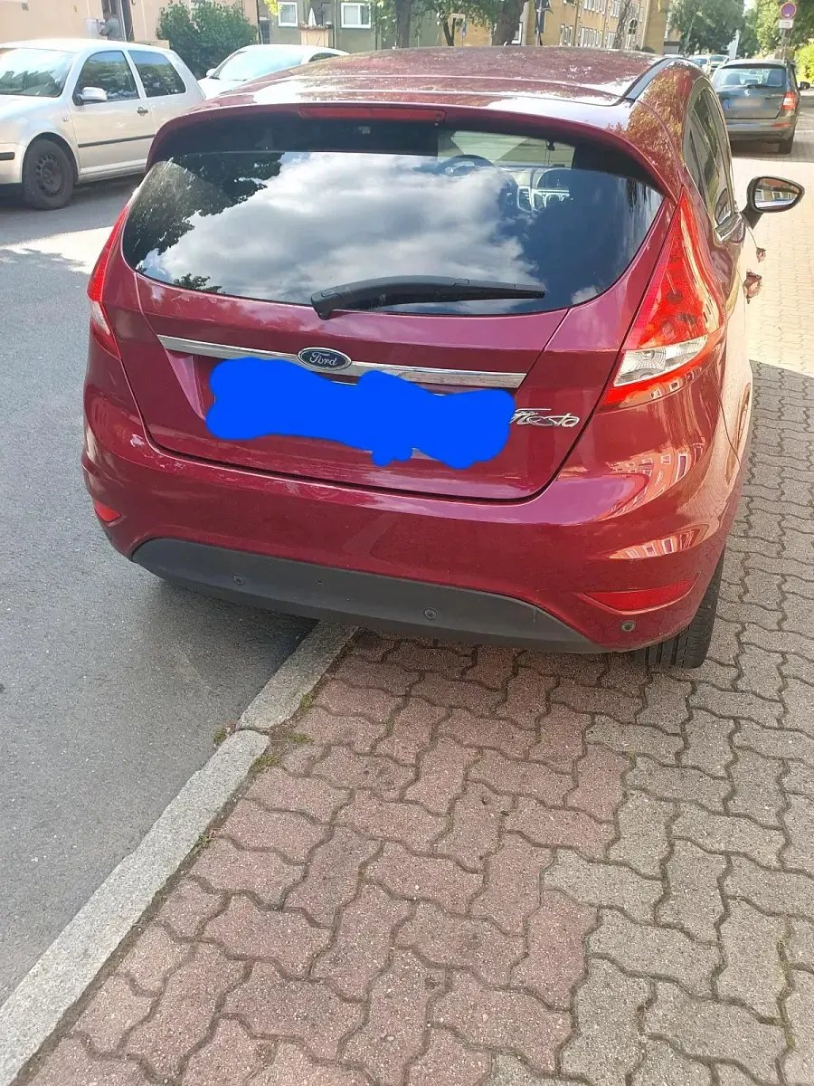 Gebraucht Ford Fiesta 2009 Rot Kleinwagen