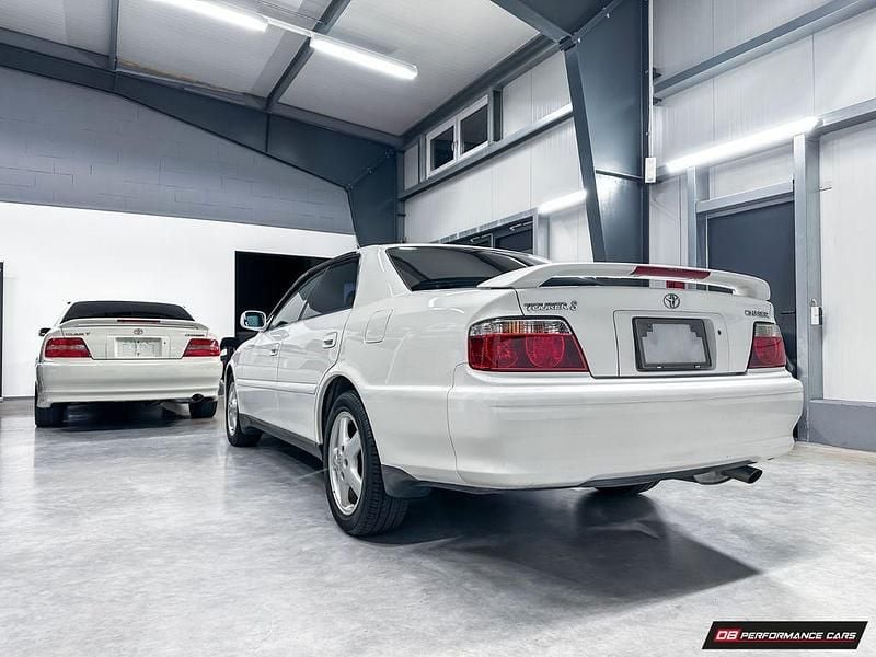 Gebraucht Toyota Chaser 200 PS (147 kW) 2000 Weiß Limousine