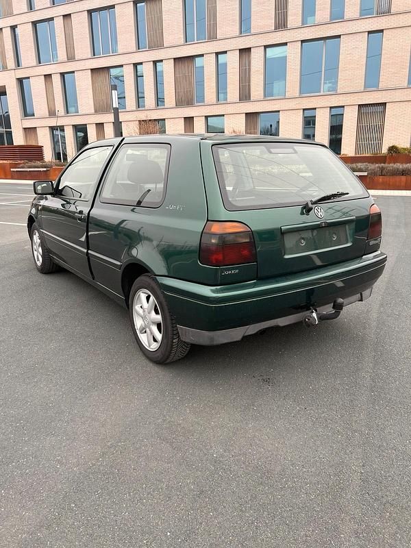 Gebraucht VW Golf III 60 PS (44 kW) 1998 Grün Kleinwagen
