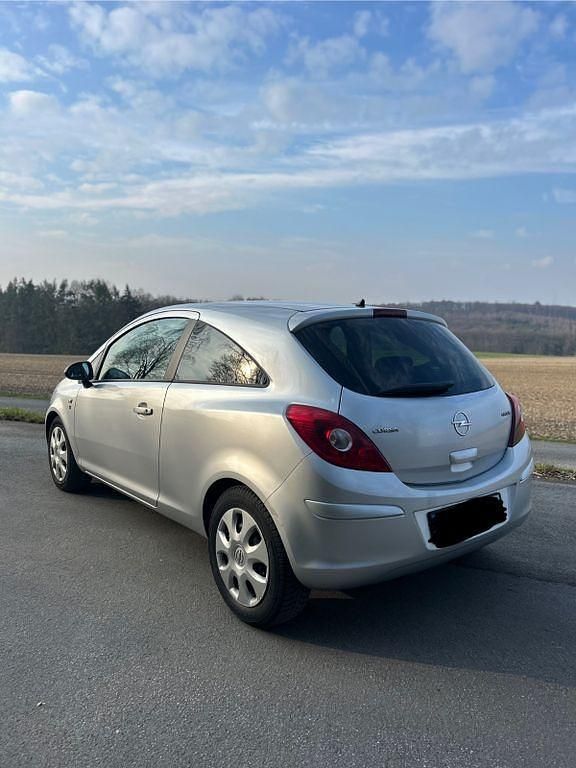 Gebraucht Opel Corsa 69 PS (50 kW) 2010 Silber Kleinwagen