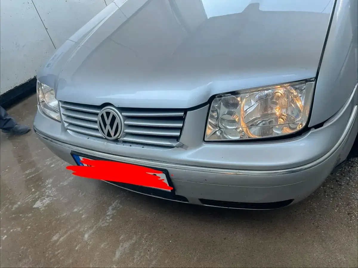 Occasion VW Bora 105 ch (77 kW) 2003 Argent Berline