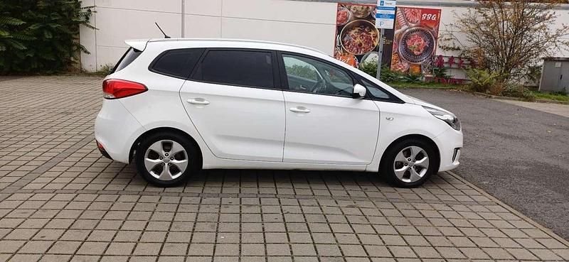 Gebraucht Kia Carens 136 PS (100 kW) 2013 Van / Kleinbus