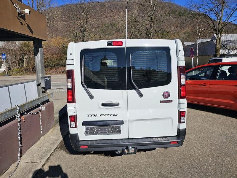 Gebraucht Fiat Talento 121 PS (88 kW) 2017 Weiß Van / Kleinbus
