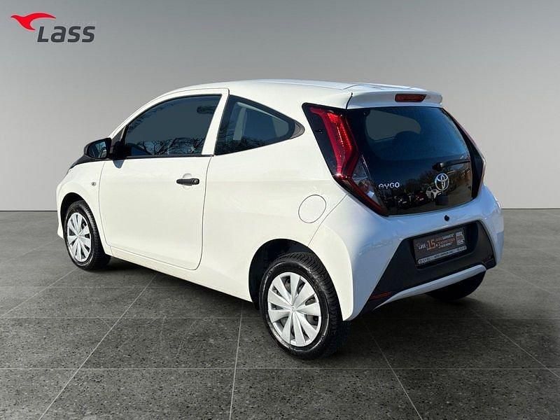 Gebraucht Toyota Aygo 72 PS (52 kW) 2021 Weiss Kleinwagen