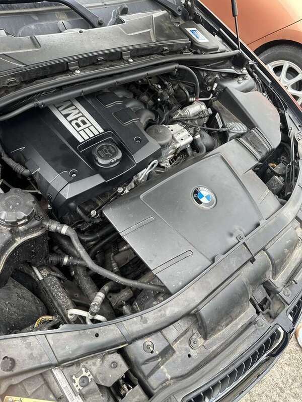 Schwarz Gebraucht 2007 BMW 318 Kombi | 5.200 € (Etwas zu teuer) - Bild 1/4