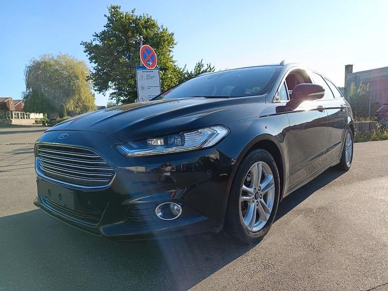 Gebraucht Ford Mondeo Titanium 211 PS (155 kW) 2016 Shadow black Kombi