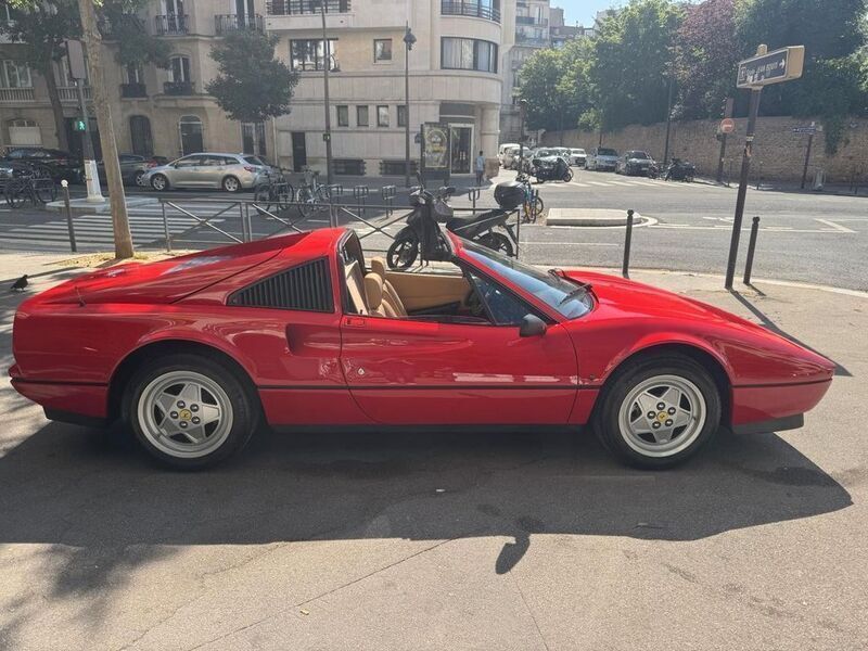 Gebraucht Ferrari 328 271 PS (199 kW) 1988 Cabrio