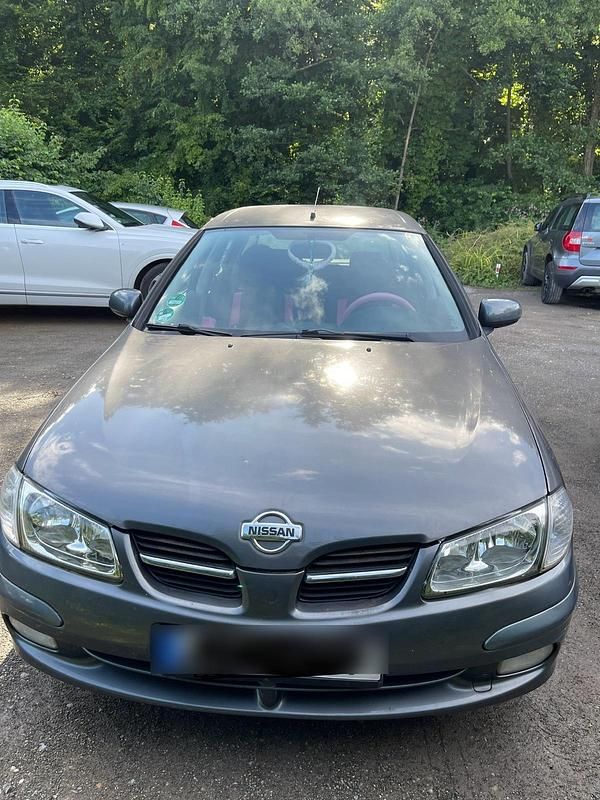 Grau Gebraucht 2002 Nissan Almera Limousine | 1.400 € (Guter Preis) - Bild 1/4
