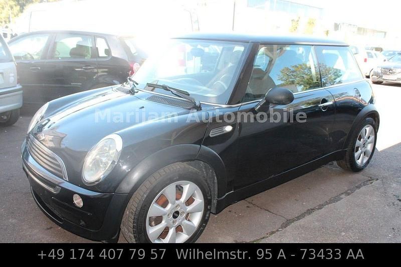 Gebraucht Mini ONE 90 PS (66 kW) 2003 Schwarz Kleinwagen