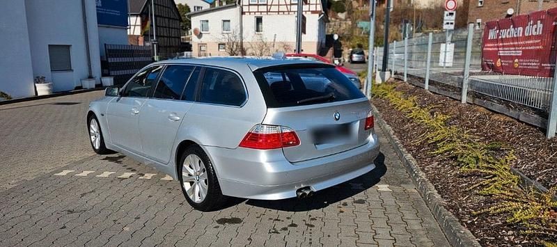 Gebraucht BMW 523 190 PS (139 kW) 2008 Silber Kombi