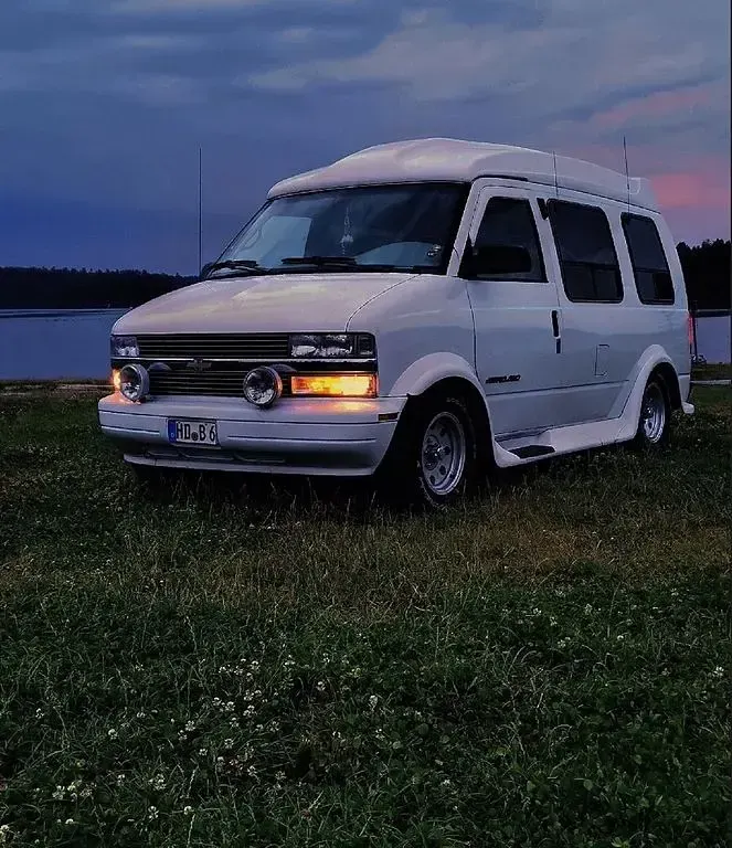Gebraucht Chevrolet Astro 189 PS (139 kW) 1996 Weiß Van / Kleinbus