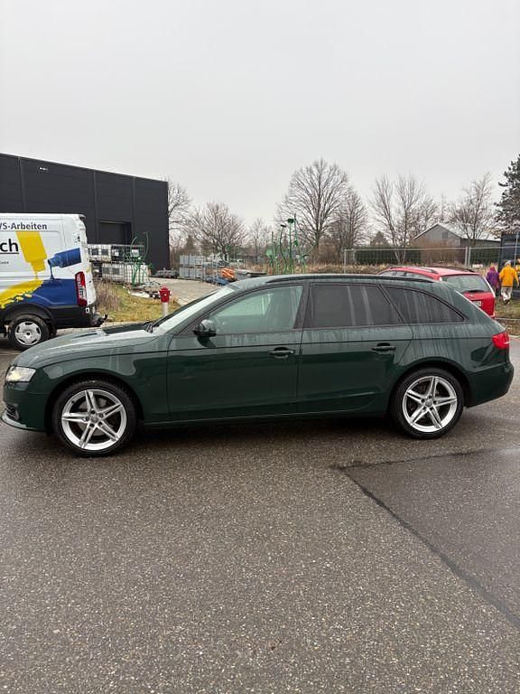 Gebraucht Audi A4 S-Line 143 PS (105 kW) 2010 Grün Kombi