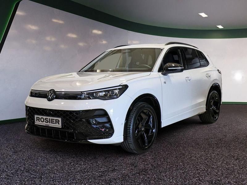 Neu VW Tiguan R-line 150 PS (110 kW) 2026 Weiss / pure white SUV