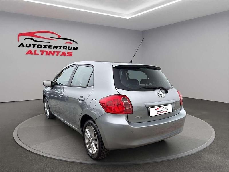 Gebraucht Toyota Auris Team 97 PS (71 kW) 2008 Silber Limousine