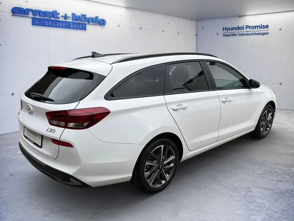 Gebraucht Hyundai i30 Advantage 101 PS (74 kW) 2025 Atlas white Kombi