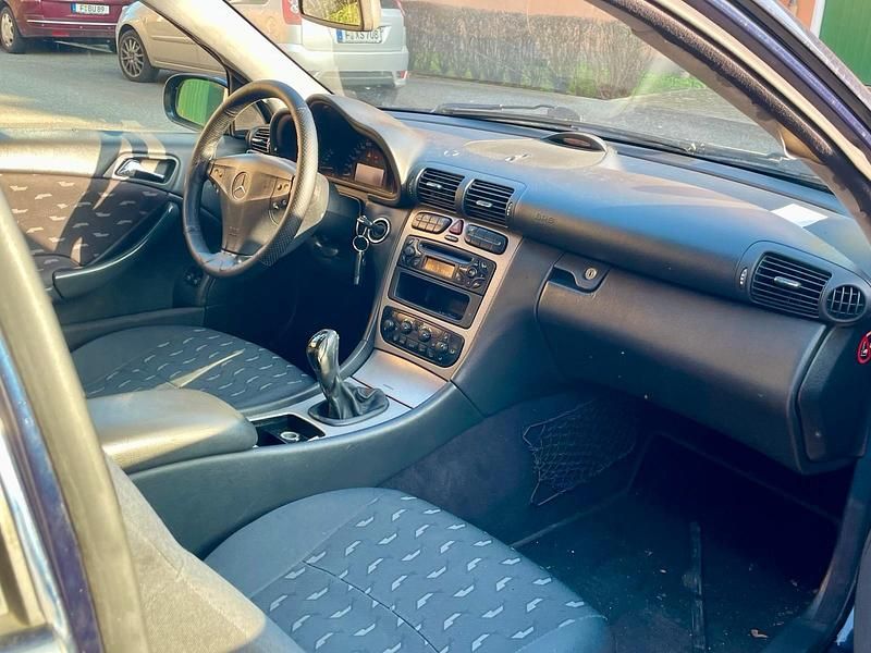 Gebraucht Mercedes 200 163 PS (119 kW) 2002 Coupé