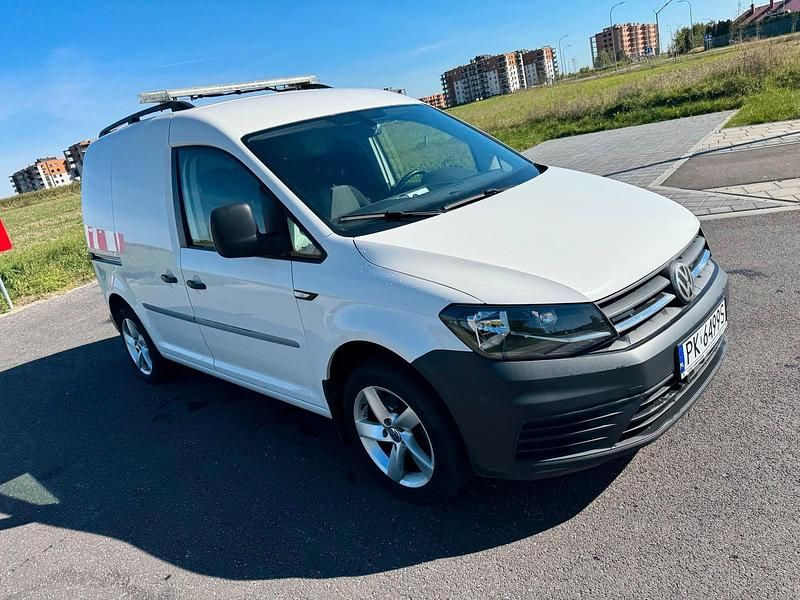 Weiß Gebraucht 2018 VW Caddy Van / Kleinbus | 6.300 € - Bild 1/4