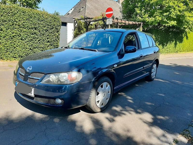 Blau Gebraucht 2006 Nissan Almera Limousine | 850 € (Superpreis) - Bild 1/4