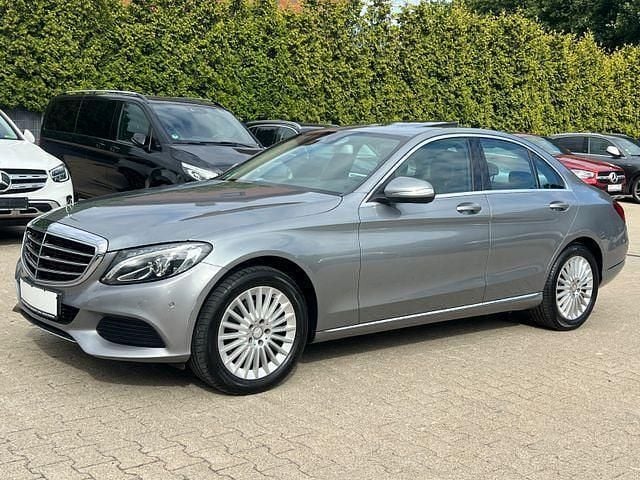 Silber Gebraucht 2015 Mercedes C220 Exclusive Limousine | 17.990 € (Fairer Preis) - Bild 1/4