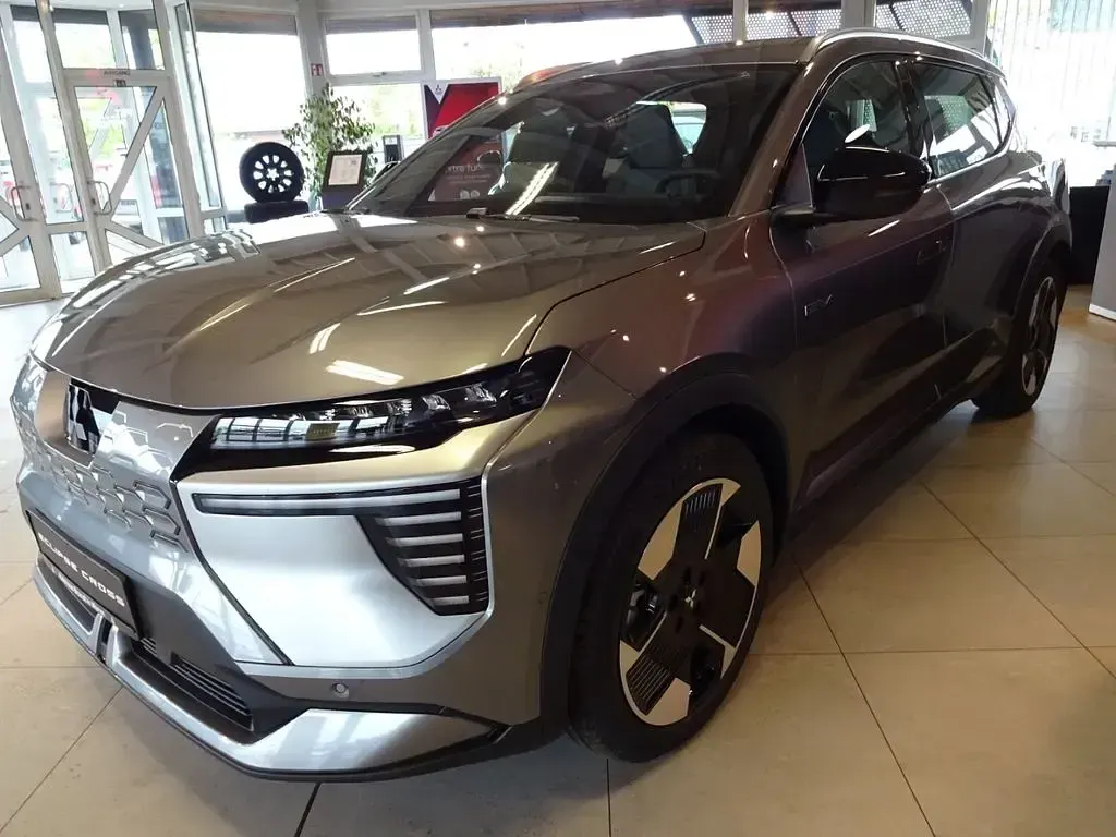 Neu Mitsubishi Eclipse Diamant Edition 160 kW (218 PS) 2026 Grau SUV