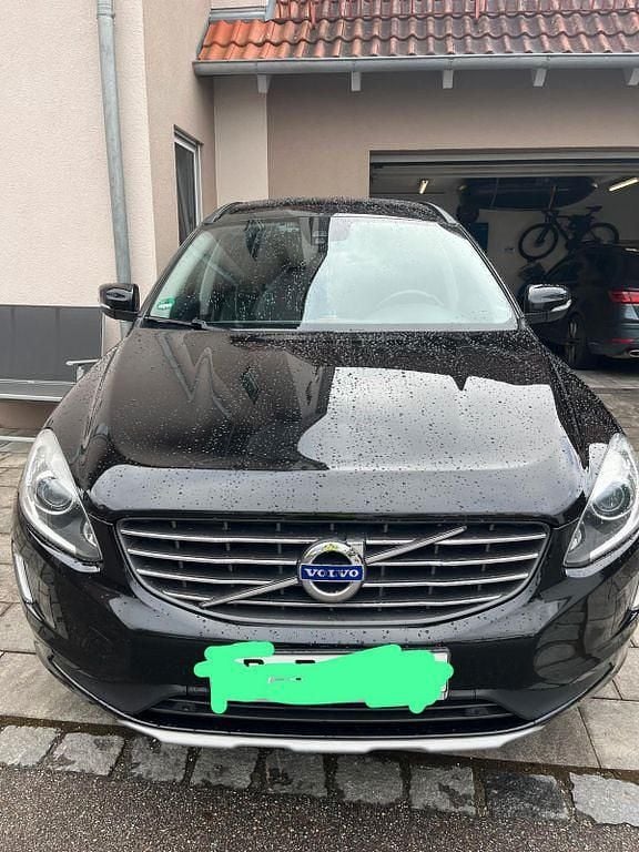 Gebraucht Volvo XC60 190 PS (139 kW) 2015 Schwarz SUV