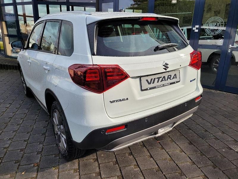 Neu Suzuki Vitara Club 109 PS (80 kW) 2025 Weiß SUV
