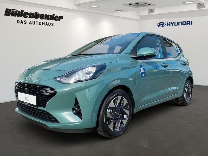 Grün Neu 2025 Hyundai i10 Trend Kleinwagen | 17.480 € (Fairer Preis) - Bild 1/4