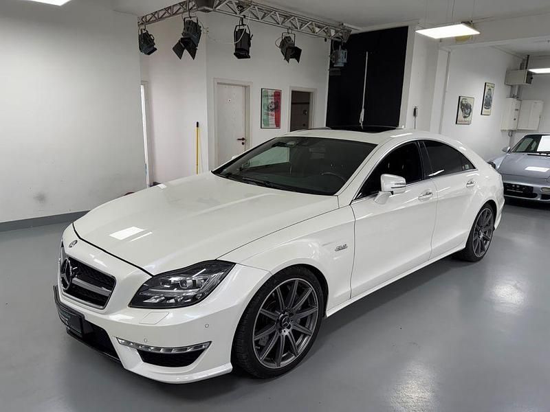 Weiß Gebraucht 2011 Mercedes CLS63 AMG Limousine | 39.999 € (Etwas zu teuer) - Bild 1/4