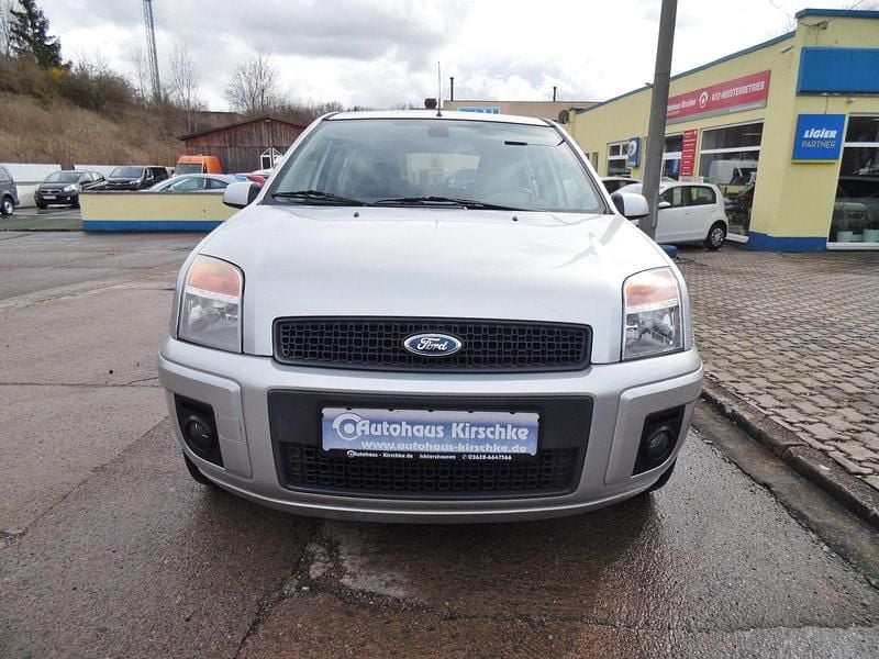 Gebraucht Ford Fusion Style 80 PS (58 kW) 2009 Silber Kleinwagen
