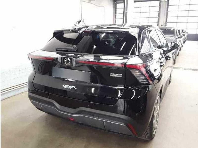 Occasion MG MG4 EV Luxury 150 kW (204 ch) 2025 Noir Citadine