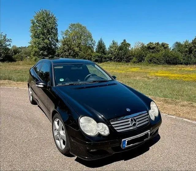 Gebraucht Mercedes C200 122 PS (89 kW) 2007 Schwarz Coupé