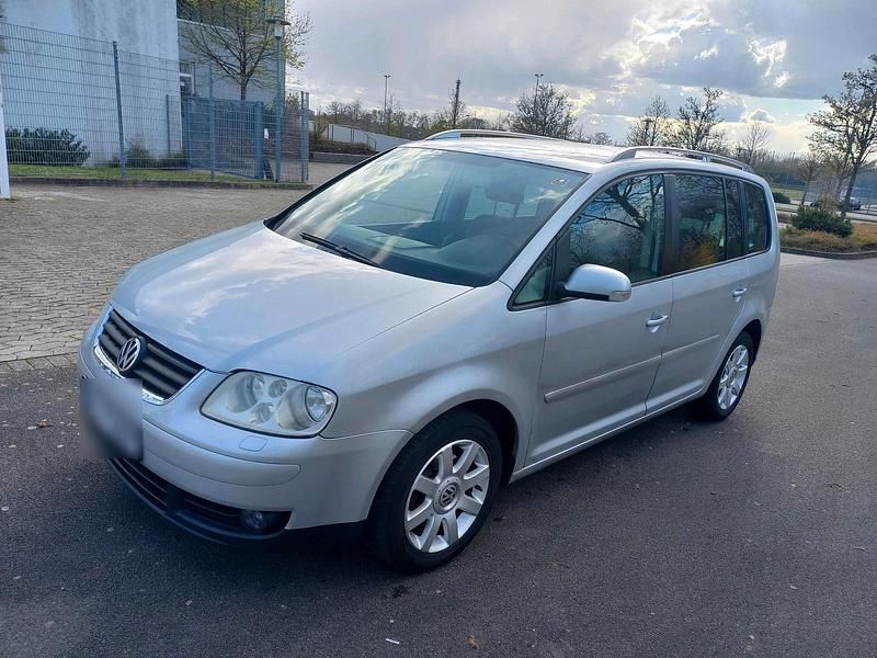 Gebraucht VW Touran 140 PS (102 kW) 2004 Silber Van / Kleinbus