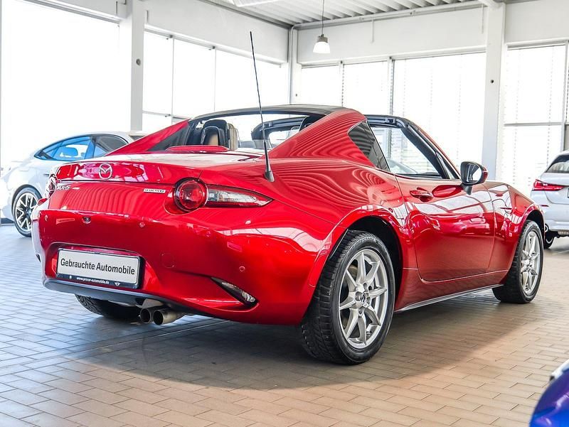 Gebraucht Mazda MX5 Selection 184 PS (135 kW) 2020 Soul red crystal Cabrio