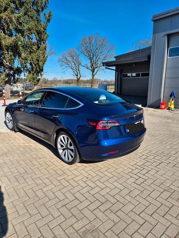 Gebraucht Tesla Model 3 Long Range AWD 253 kW (345 PS) 2019 Blau Limousine