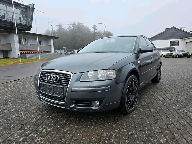 Grau Gebraucht 2006 Audi A3 Kleinwagen | 1.999 € (Superpreis) - Bild 1/4