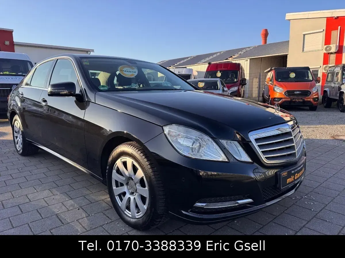Second-hand Mercedes E250 204 CP (150 kW) 2012 Negru Berlinǎ