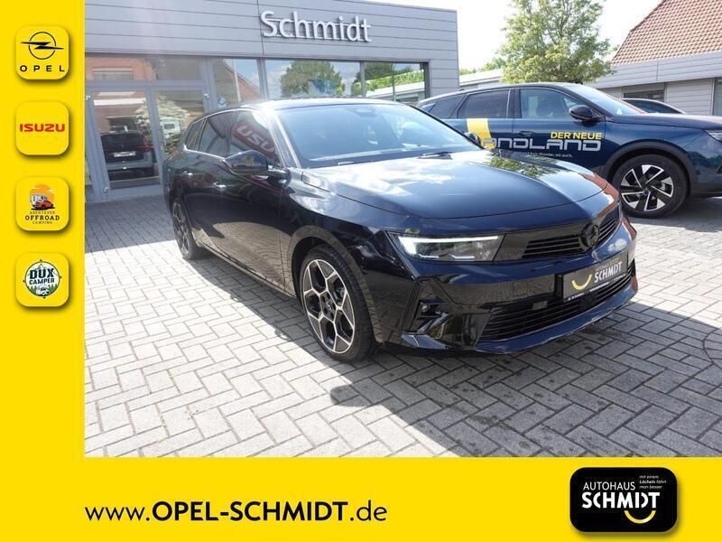 Schwarz (schwarz) Gebraucht 2024 Opel Astra Ultimate Kombi | 29.990 € (Etwas zu teuer) - Bild 1/4