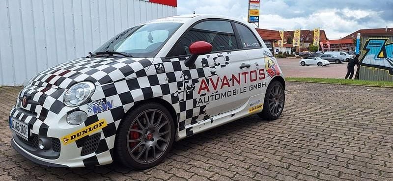 Weiß Gebraucht 2016 Abarth 595 Competizione Kleinwagen | 14.900 € (Superpreis) - Bild 1/4