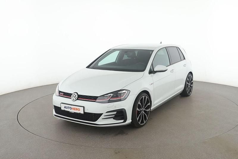 Weiß Gebraucht 2018 VW Golf VII GTI Limousine | 23.090 € (Fairer Preis) - Bild 1/3