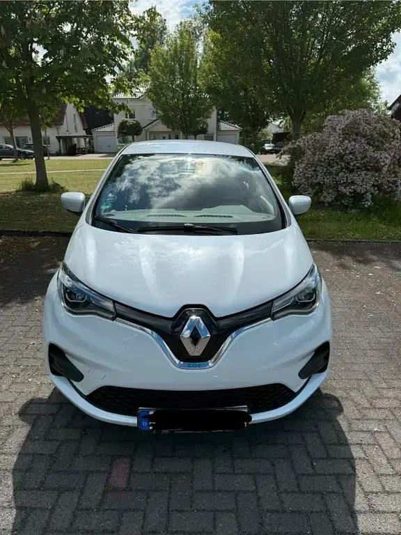 Gebraucht Renault Zoe Experience 80 kW (109 PS) 2021 Weiß Kleinwagen